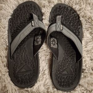 Reef Flip Flops Men's Size 9